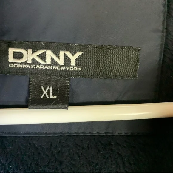 DKNY Navy Blue Puffer Coat Girl/Junior Size XL